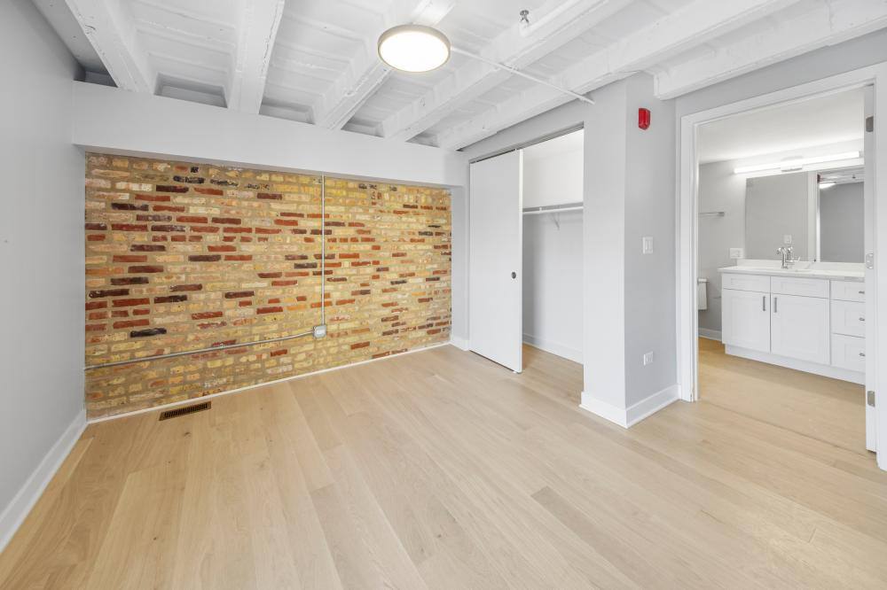Apartment for rent at 4637 N Ashland #204, Chicago, IL 60640