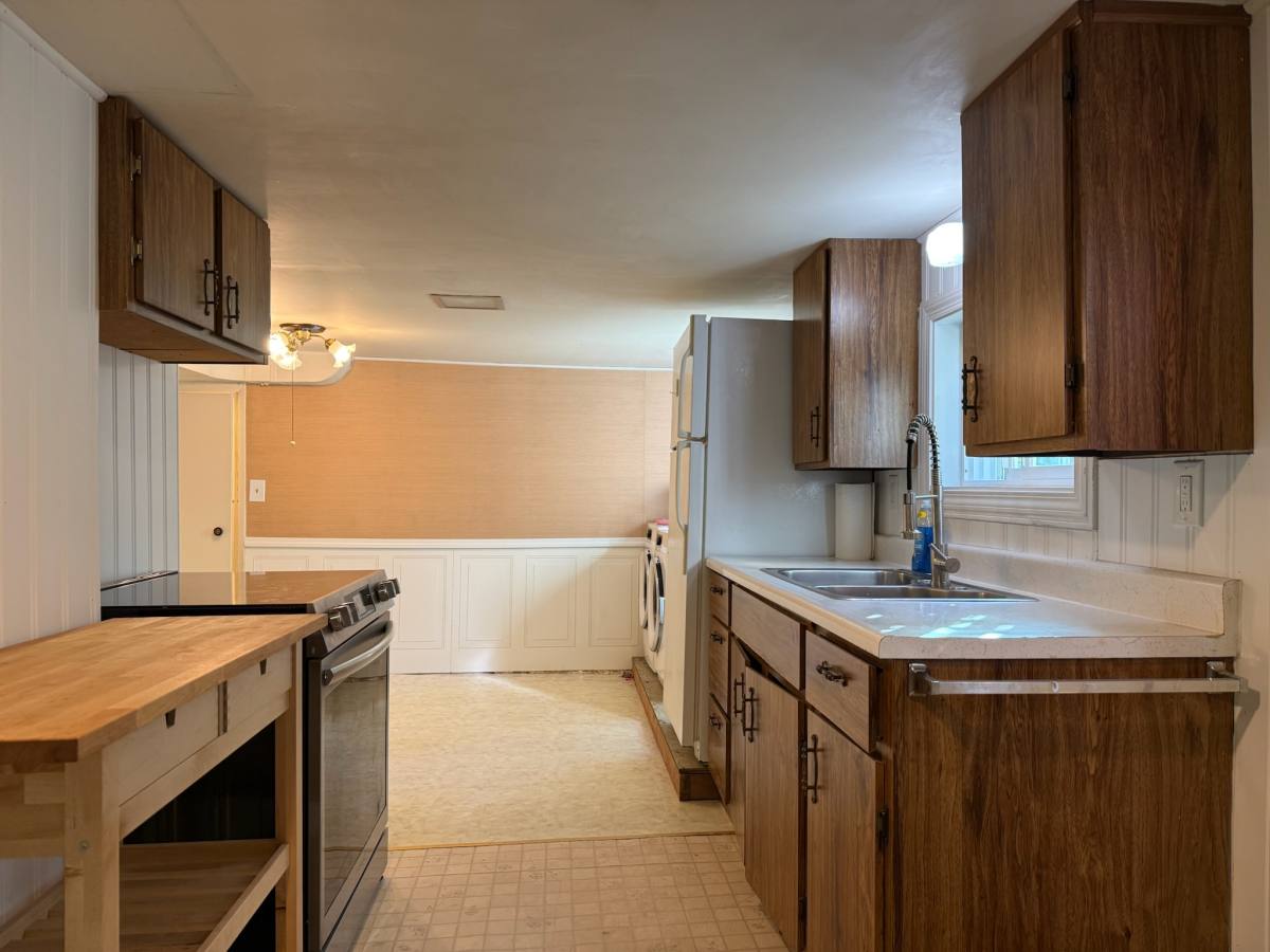 Apartment for rent at 4008 S 114th St, Seattle, WA 98168