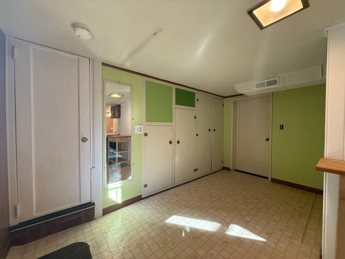 Apartment for rent at 4008 S 114th St, Seattle, WA 98168