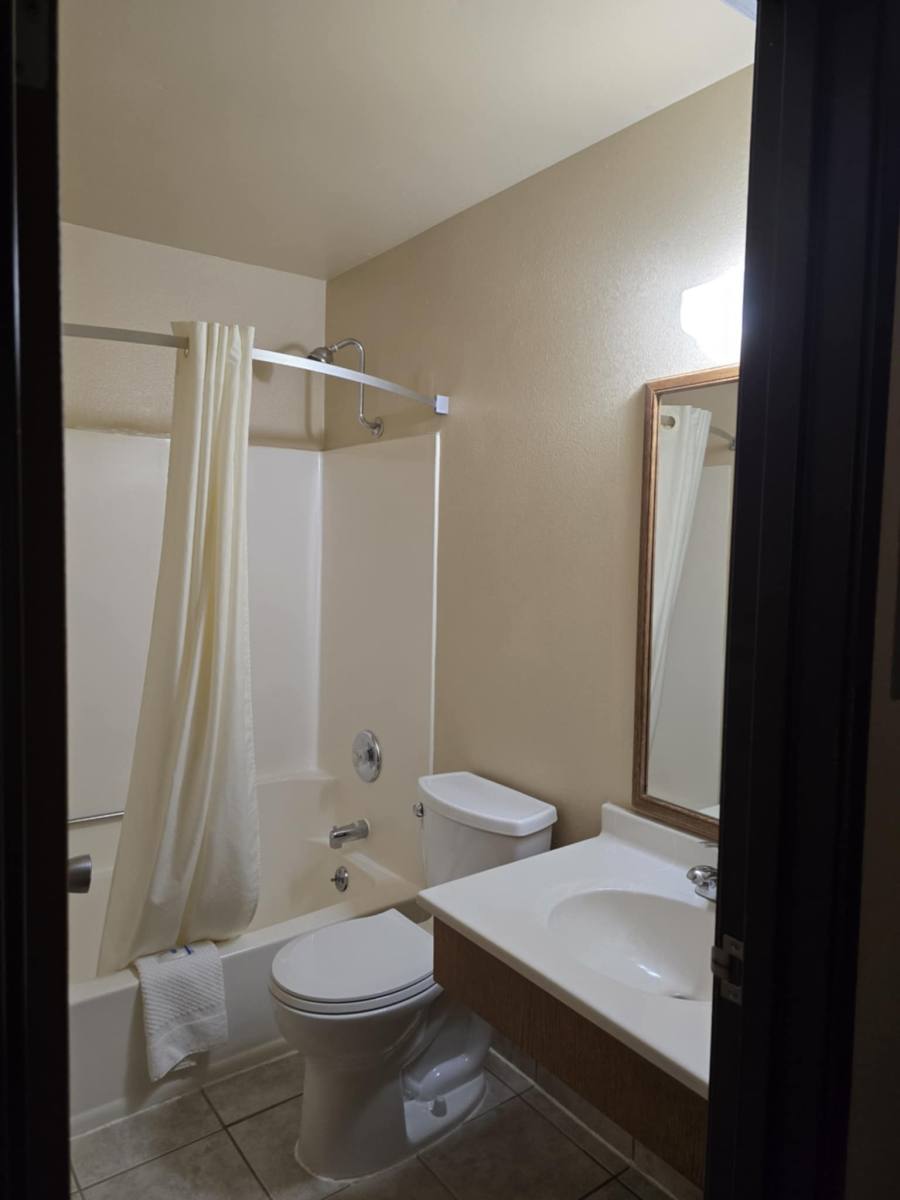 Apartment for rent at 667 W Kemp St #206, Rhinelander, WI 54501