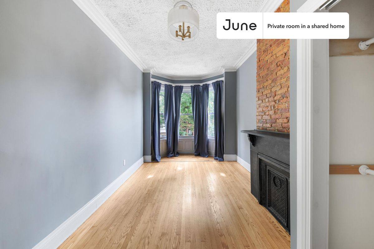 Apartment for rent at 421 36th St E, Brooklyn, NY 11232