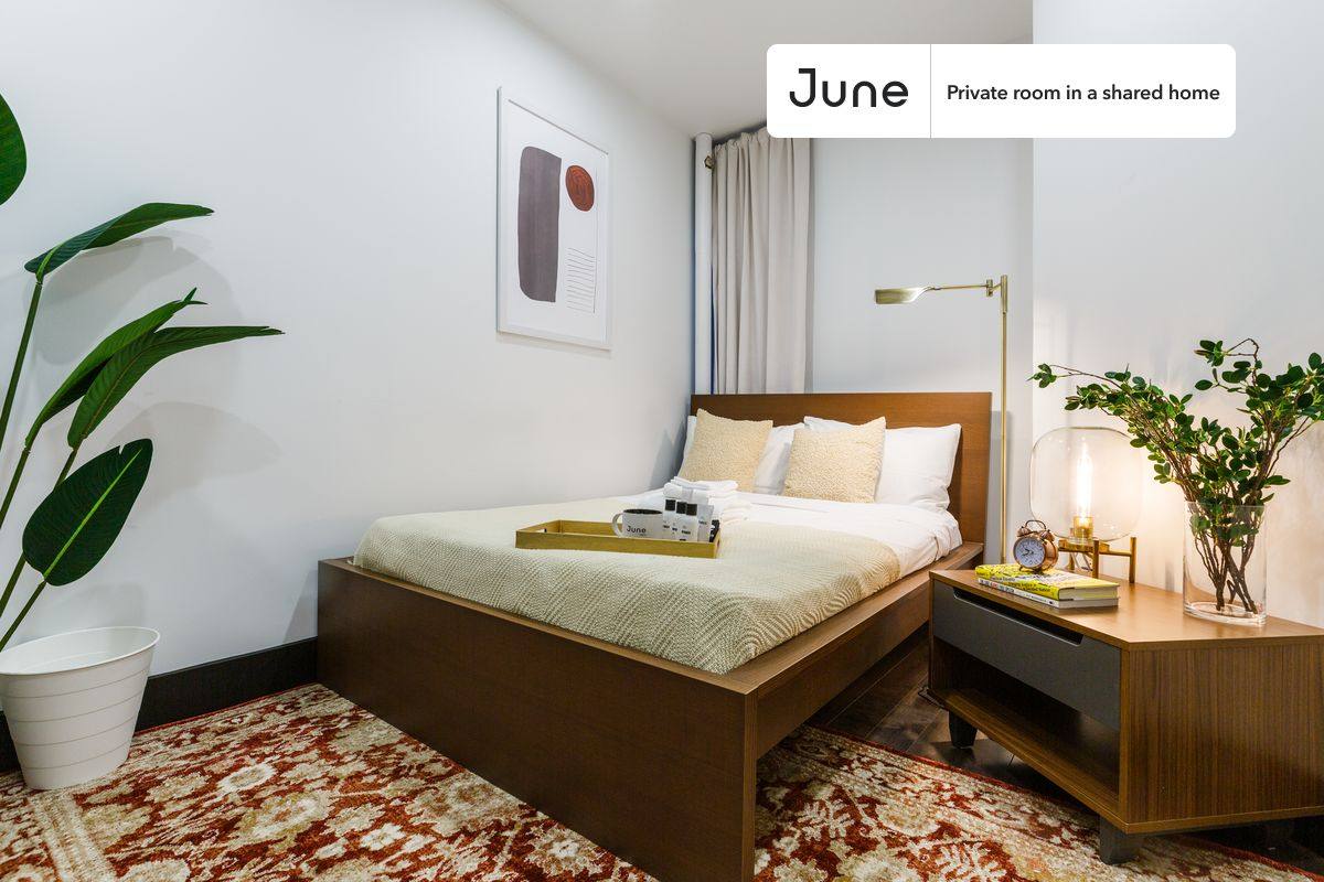 Apartment for rent at 944 Columbus Ave #A, New York, NY 10025