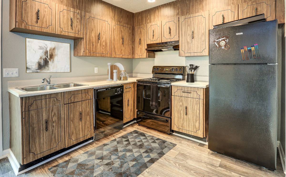 Townhouse for rent at Country Oaks, 137 Oyler Lane, Hixson, TN 37343
