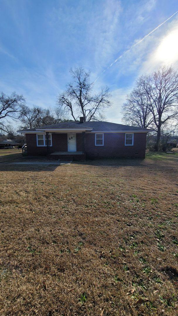 House for rent at 206 Columbia Ave, Chapin, SC 29036