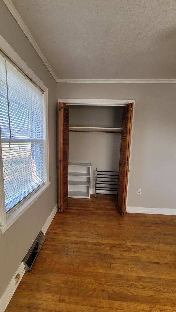 House for rent at 206 Columbia Ave, Chapin, SC 29036
