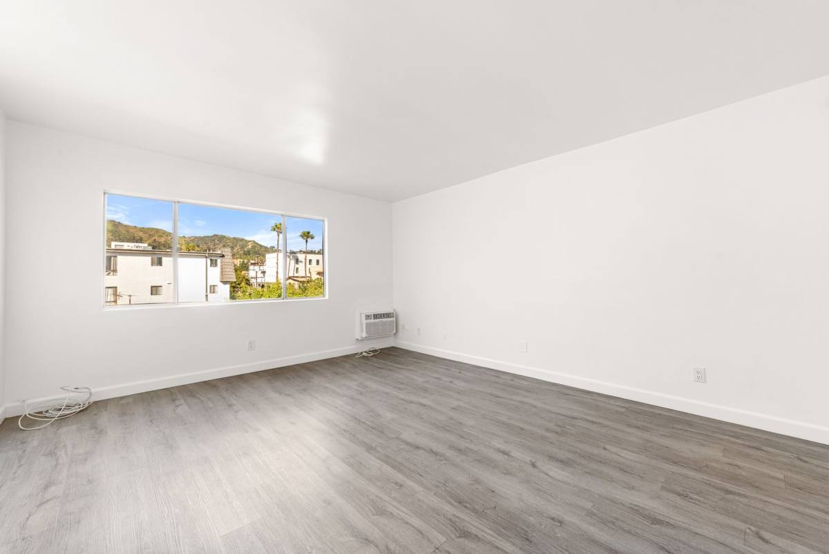 Apartment for rent at 7513 Fountain Ave, Los Angeles, CA 90046