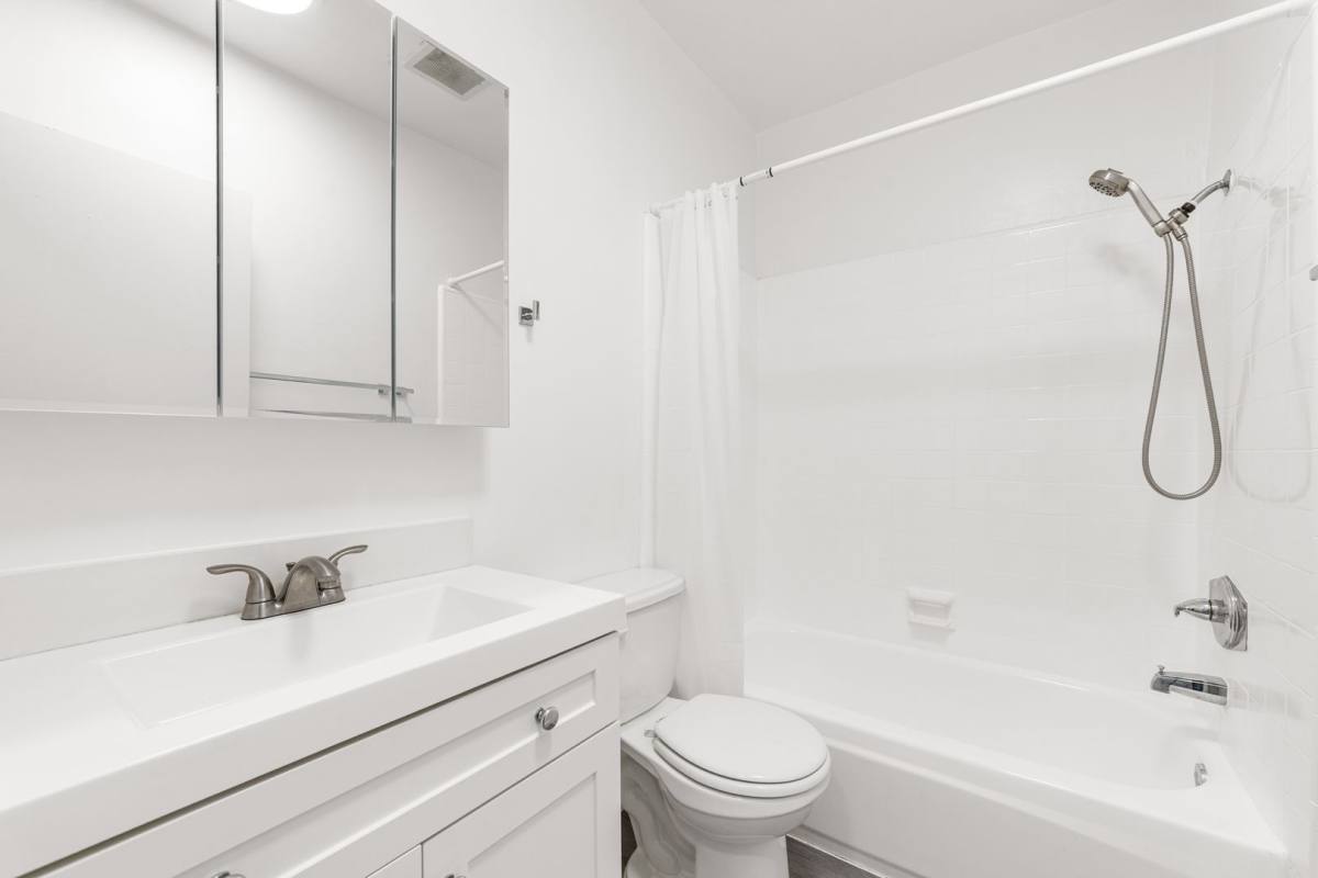 Apartment for rent at 7513 Fountain Ave, Los Angeles, CA 90046