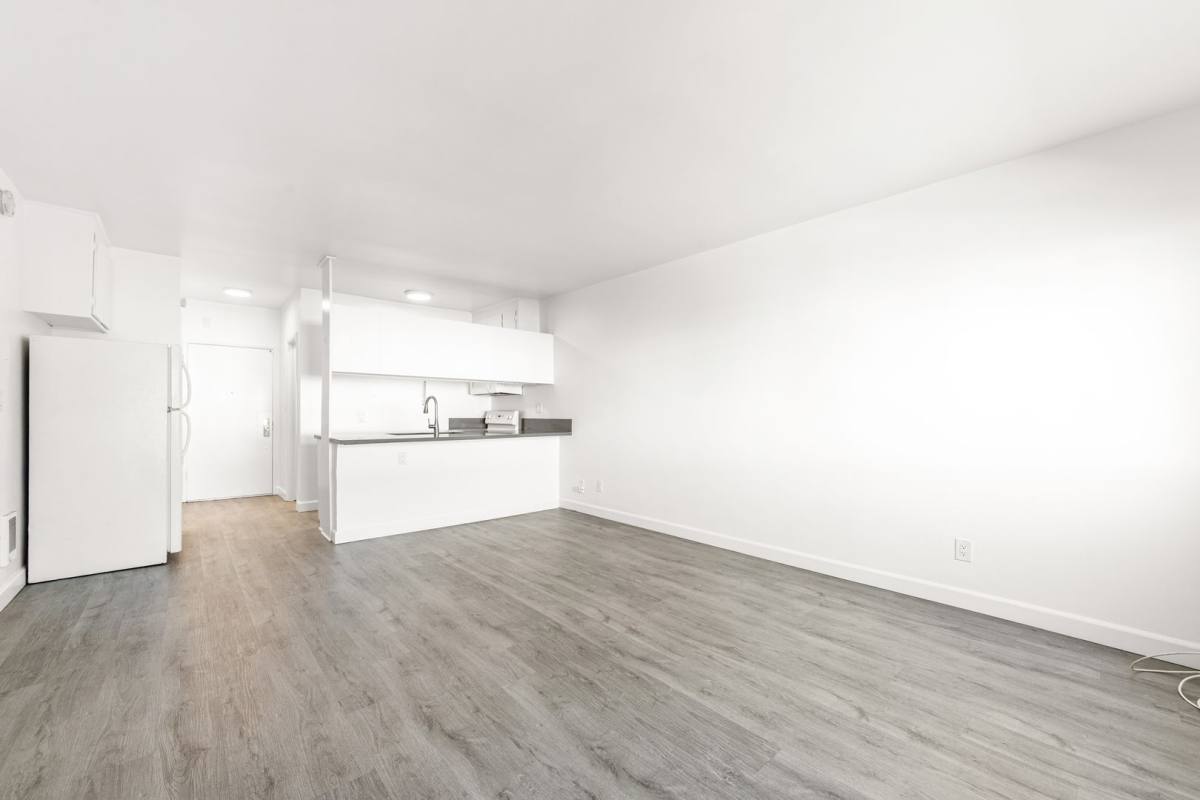 Apartment for rent at 7513 Fountain Ave, Los Angeles, CA 90046