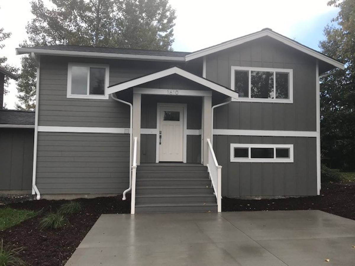 House for rent at 1610 16th St, Bellingham, WA 98225