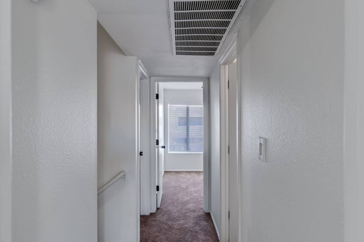 Condo for rent at 3840 N 43rd, Phoenix, AZ 85031