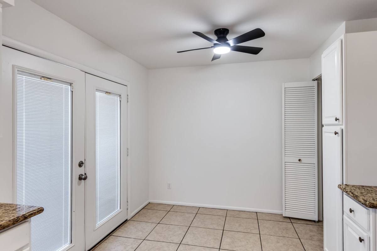 Condo for rent at 3840 N 43rd, Phoenix, AZ 85031