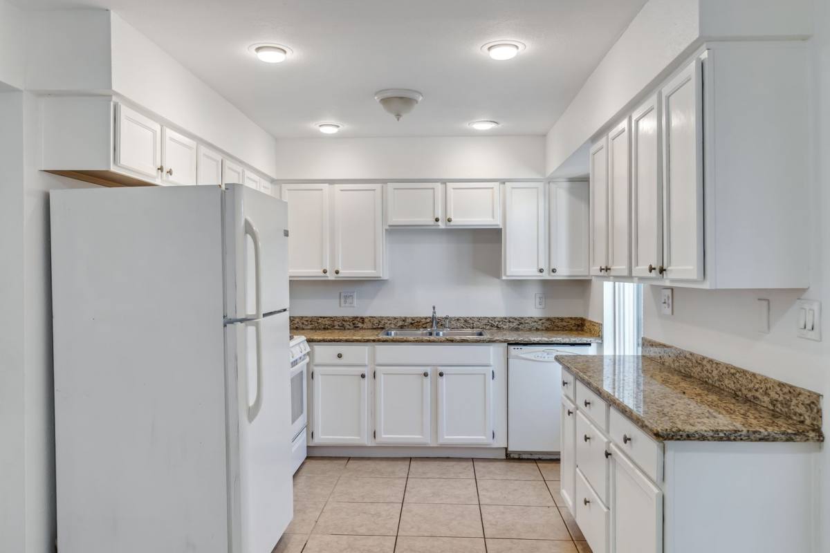 Condo for rent at 3840 N 43rd, Phoenix, AZ 85031