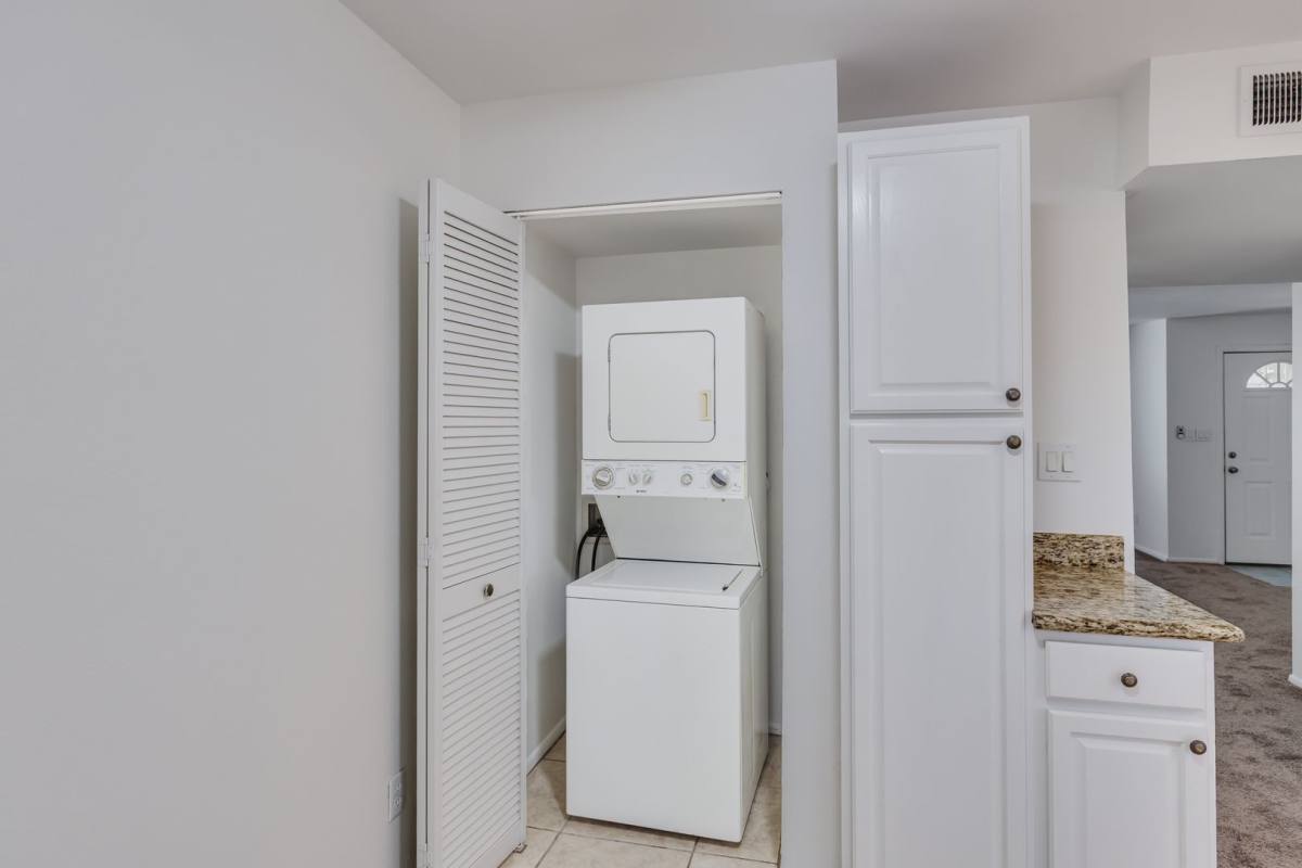 Condo for rent at 3840 N 43rd, Phoenix, AZ 85031
