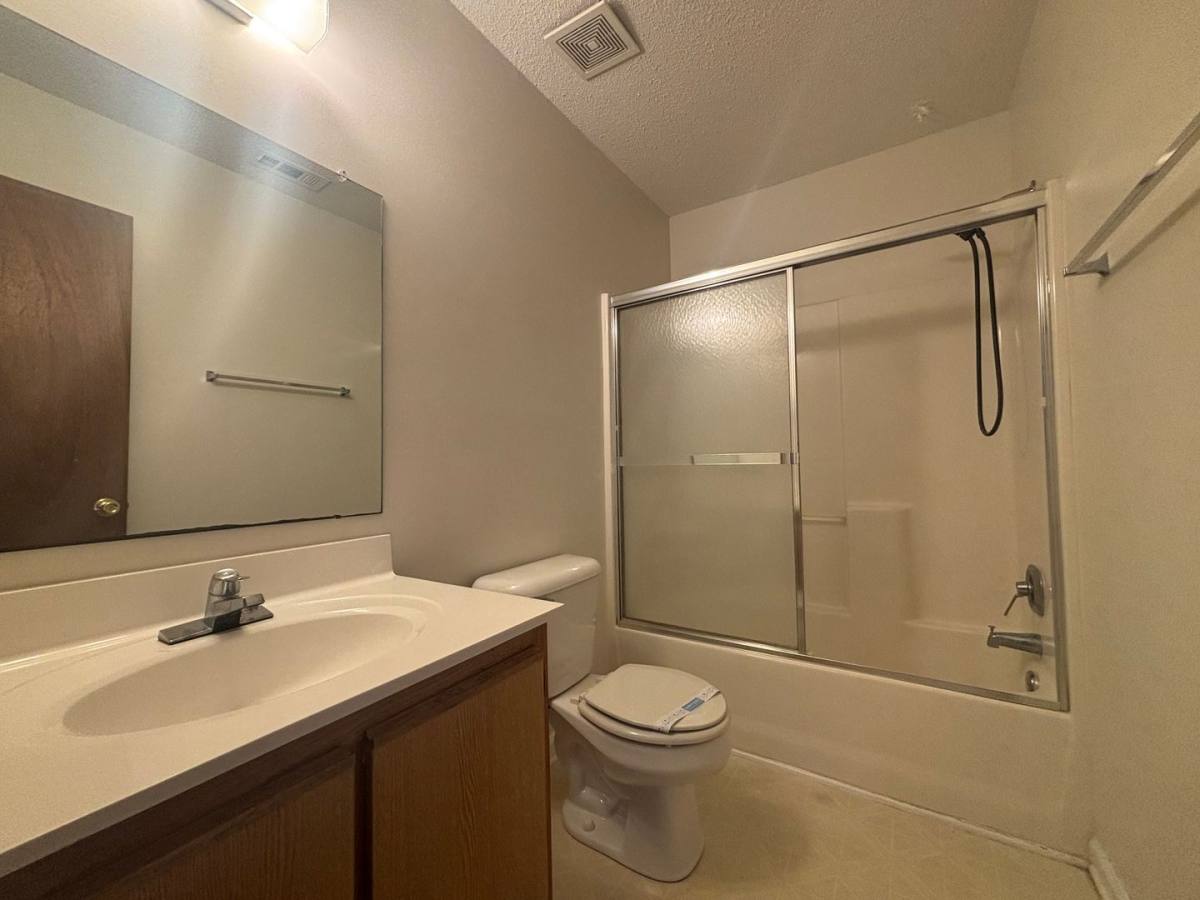 Townhouse for rent at 1111 Pueblo Dr, Jacksonville, NC 28546