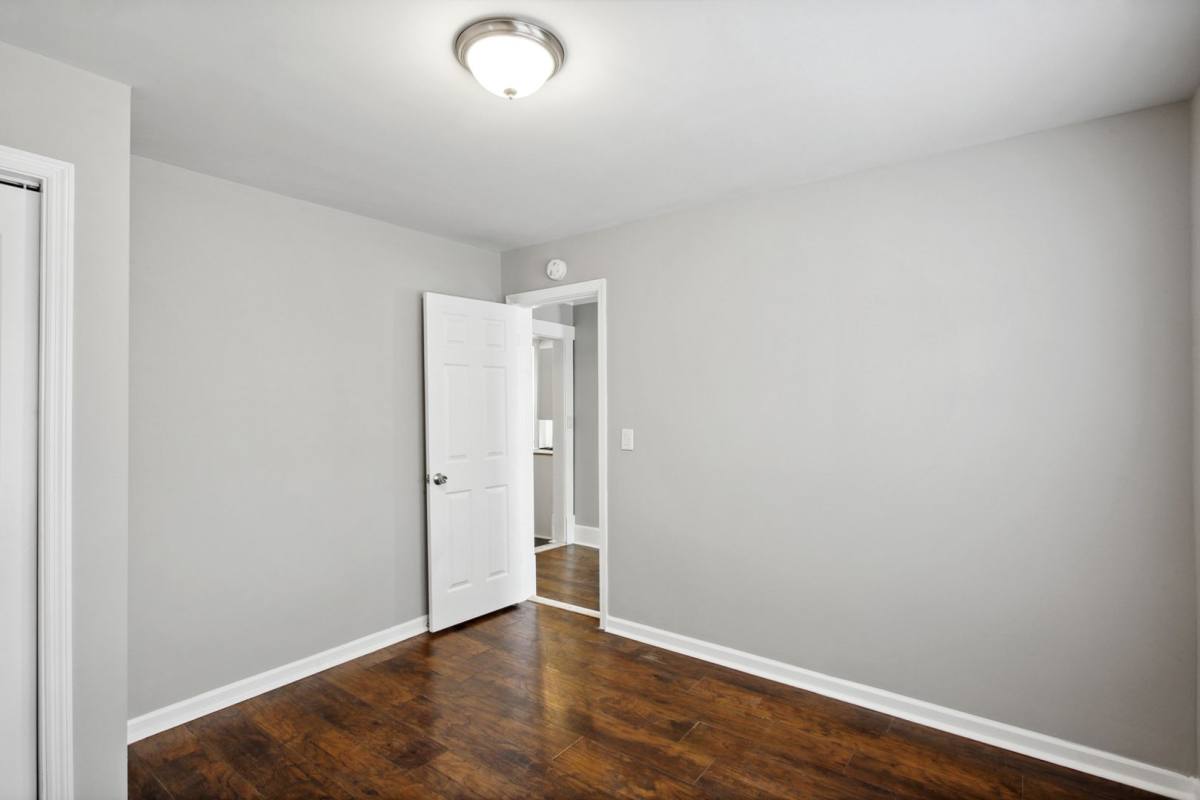 Apartment for rent at 1211 E 33rd St, Savannah, GA 31404