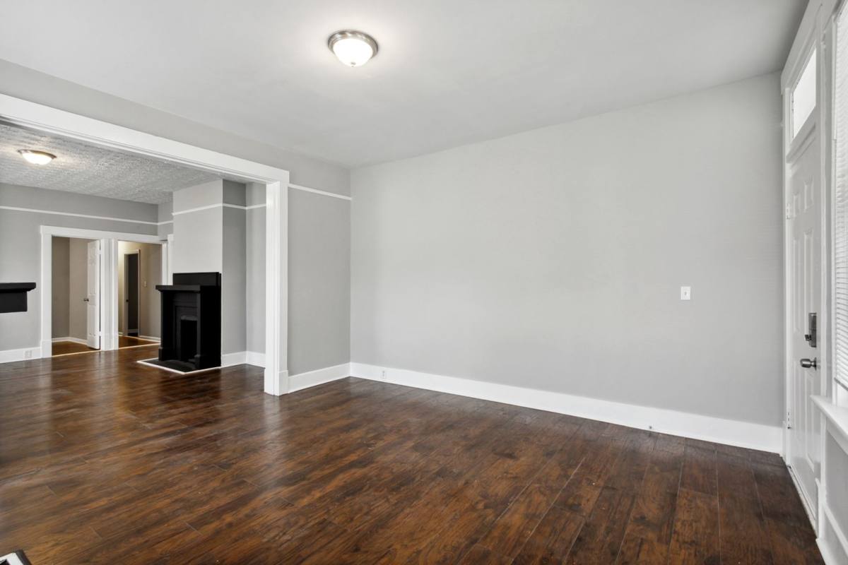 Apartment for rent at 1211 E 33rd St, Savannah, GA 31404