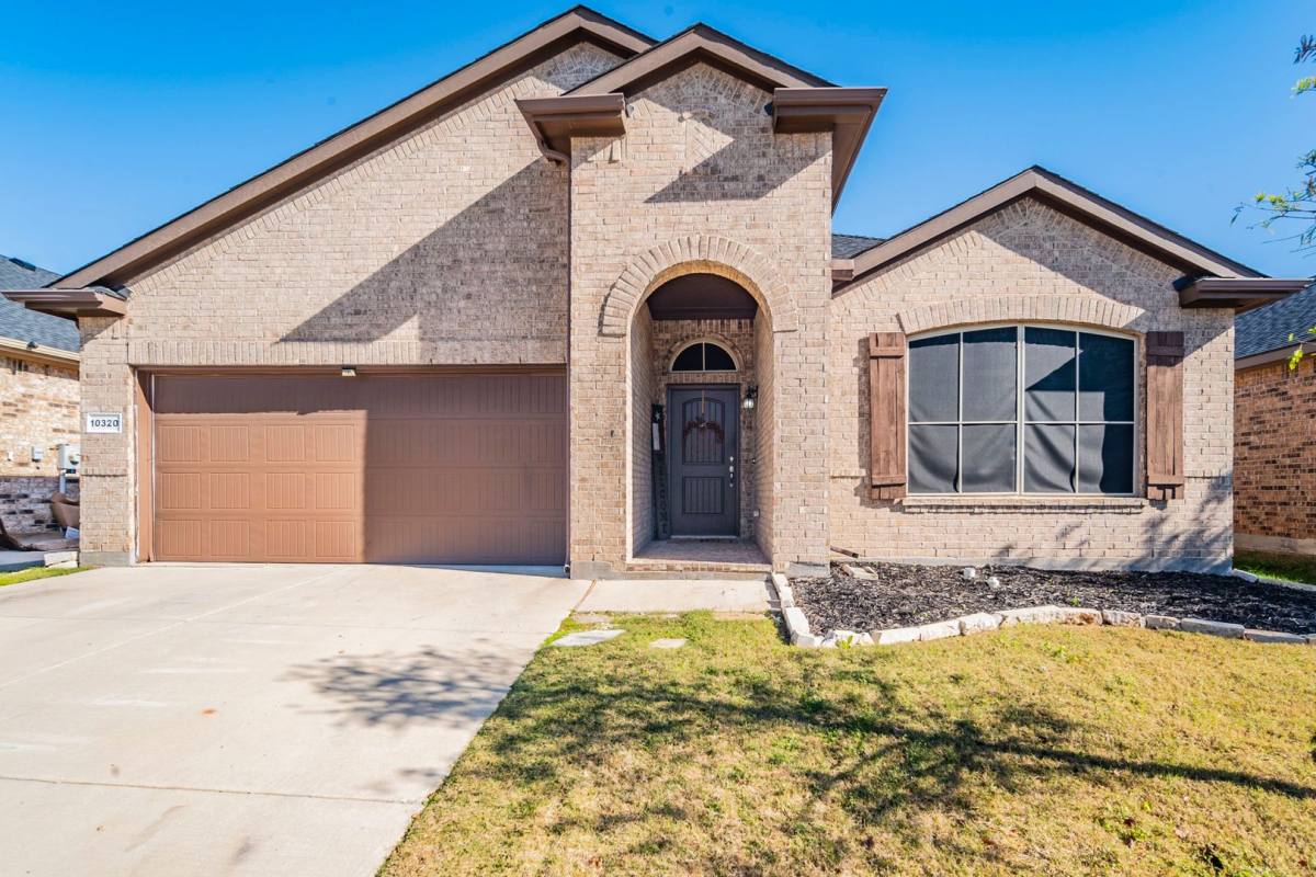House for rent at 10320 Lastrup Dr, Fort Worth, TX 76177