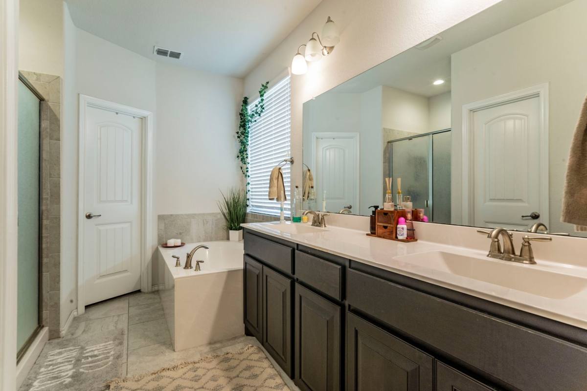 House for rent at 10320 Lastrup Dr, Fort Worth, TX 76177