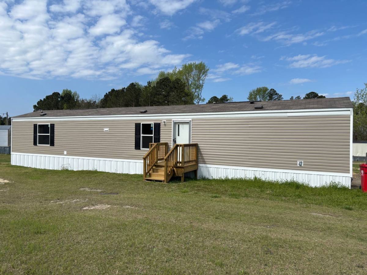 House for rent at 2001 Bensalam Church Rd, Eagle Springs, NC 27242