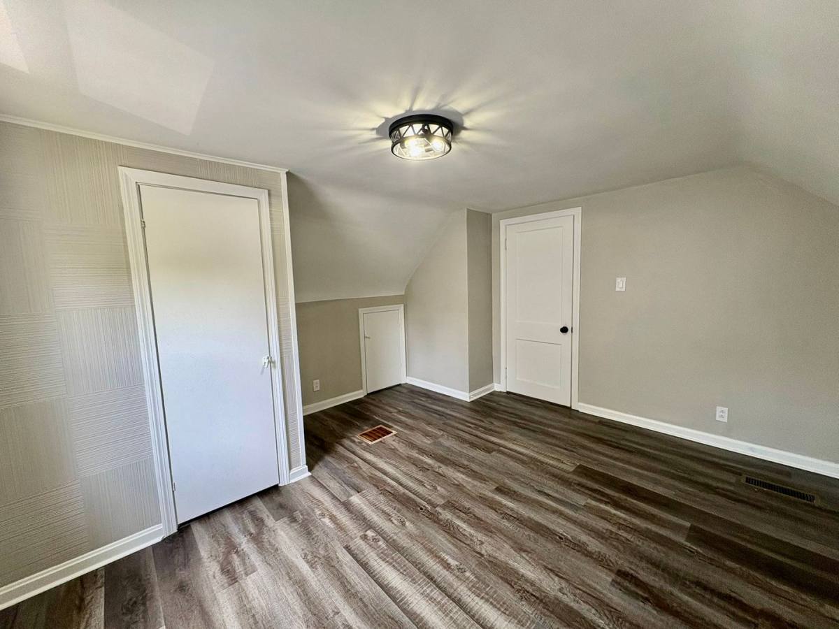 House for rent at 4165 Harwood Rd, Cleveland, OH 44121