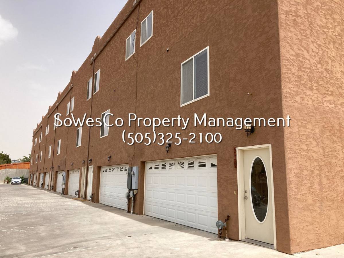 House for rent at 3896 N Butler, Farmington, NM 87401