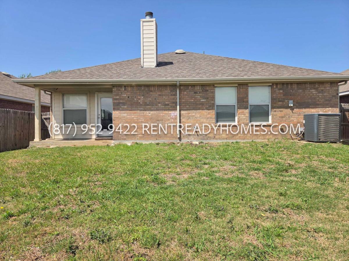 House for rent at 8339 Wesson Rd, Arlington, TX 76002