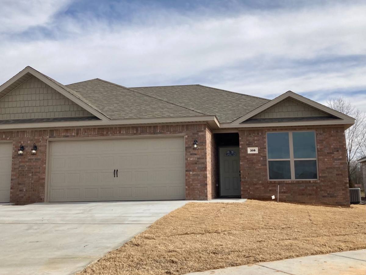 House for rent at 308 Alder St, Pea Ridge, AR 72751