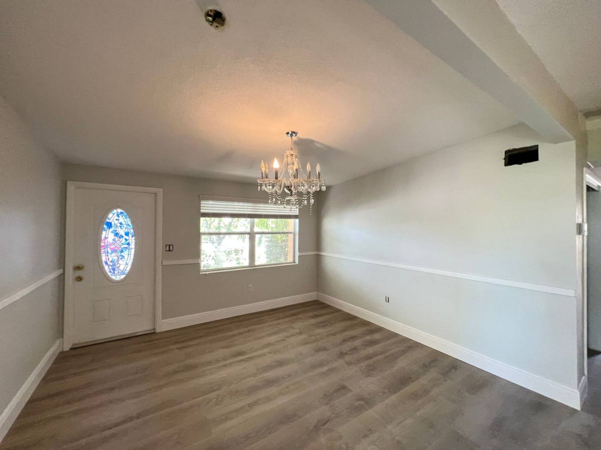 Apartment for rent at 6511 Seminole Dr, Lake Worth, FL 33462