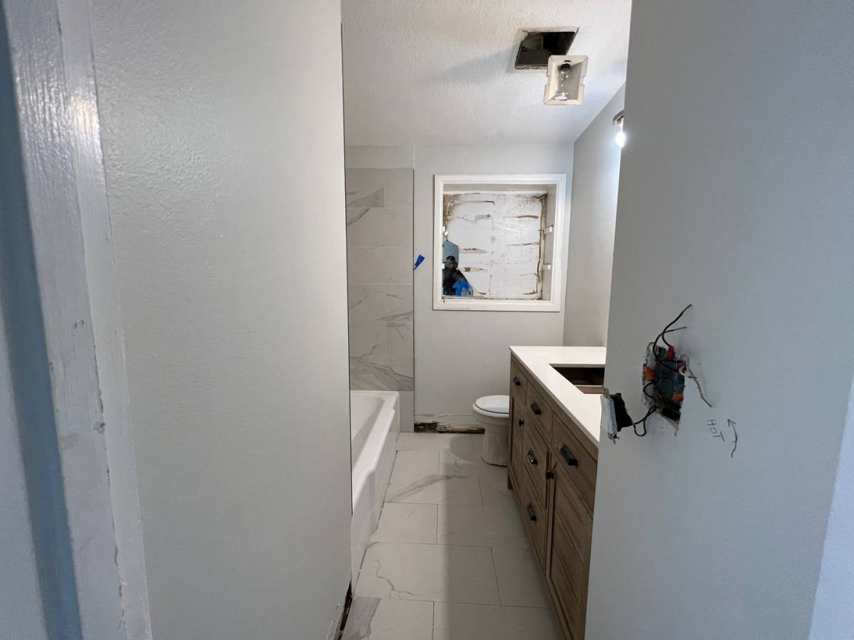 Apartment for rent at 6511 Seminole Dr, Lake Worth, FL 33462
