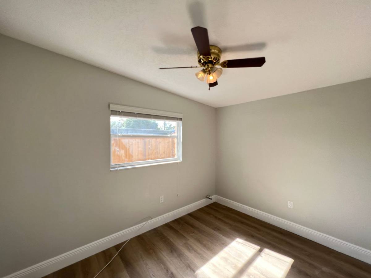 Apartment for rent at 6511 Seminole Dr, Lake Worth, FL 33462