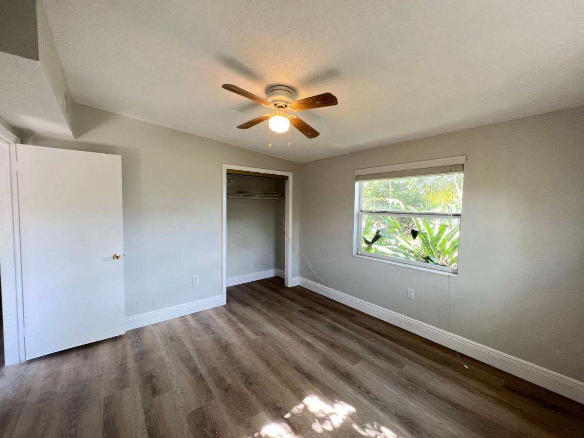 Apartment for rent at 6511 Seminole Dr, Lake Worth, FL 33462