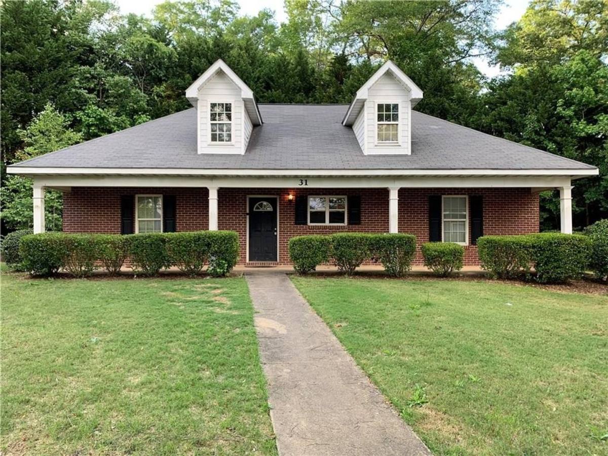 House for rent at 802 W Longleaf Dr, Auburn, AL 36830