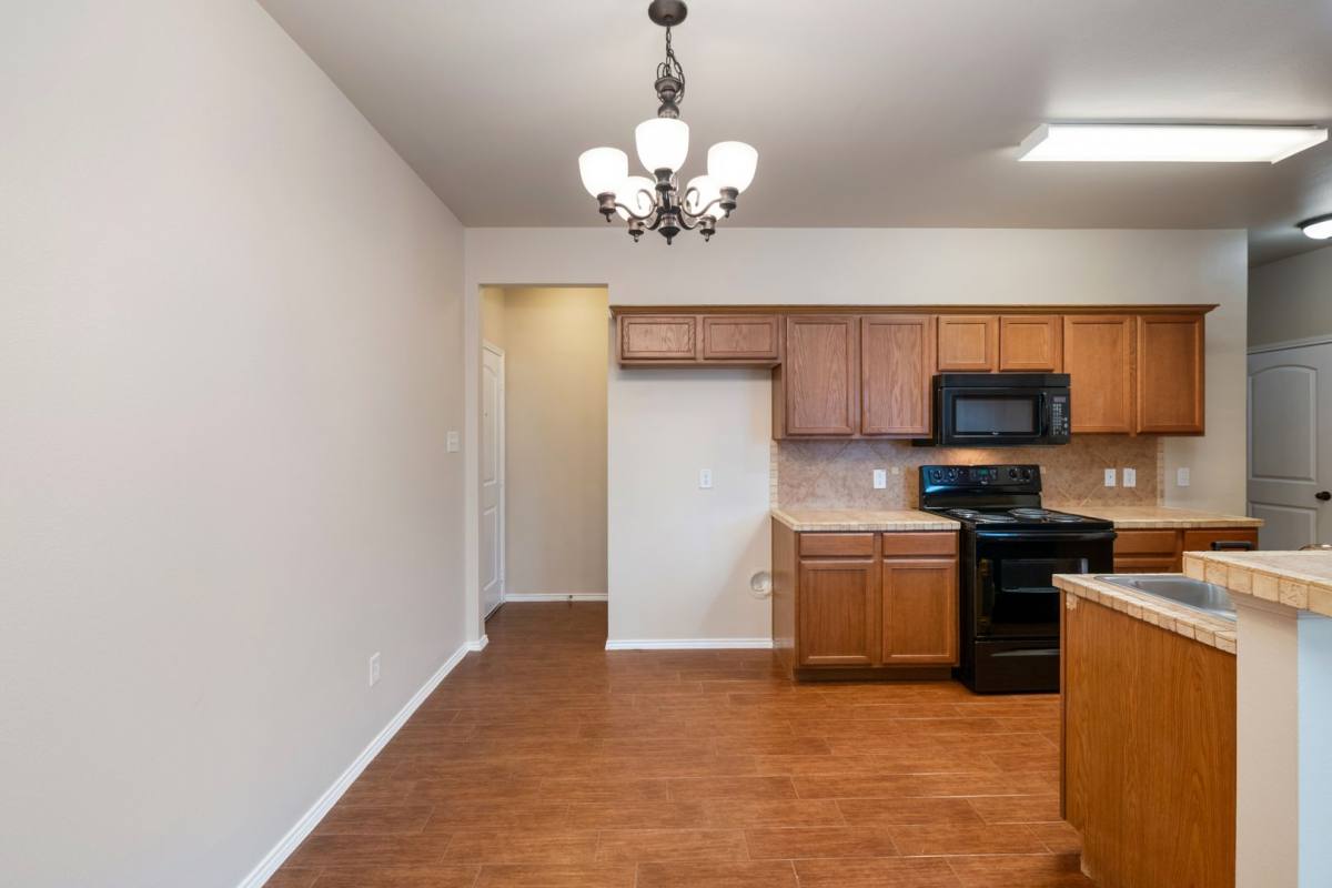 Townhouse for rent at 382 Armstrong Lane, Lavon, TX 75166
