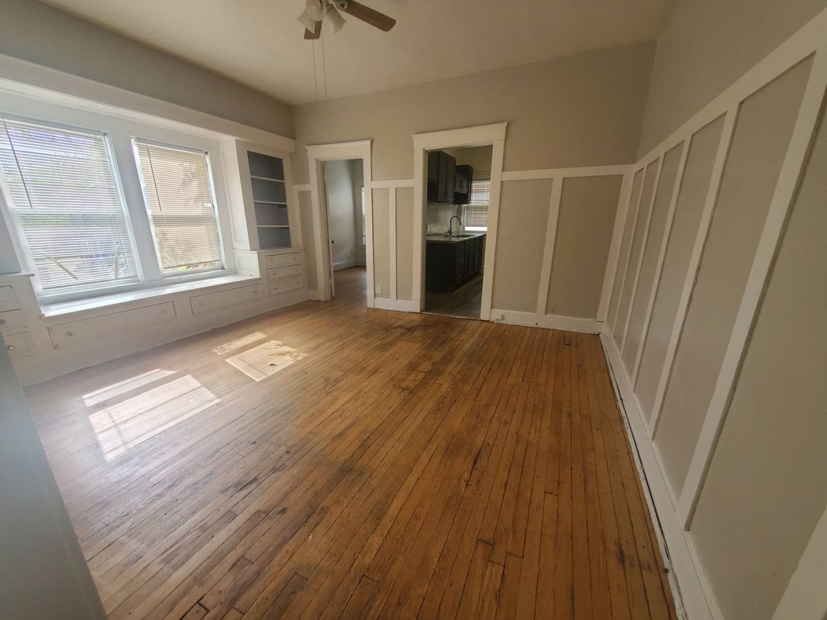 Apartment for rent at 1446 E 115 #4, Cleveland, OH 44108