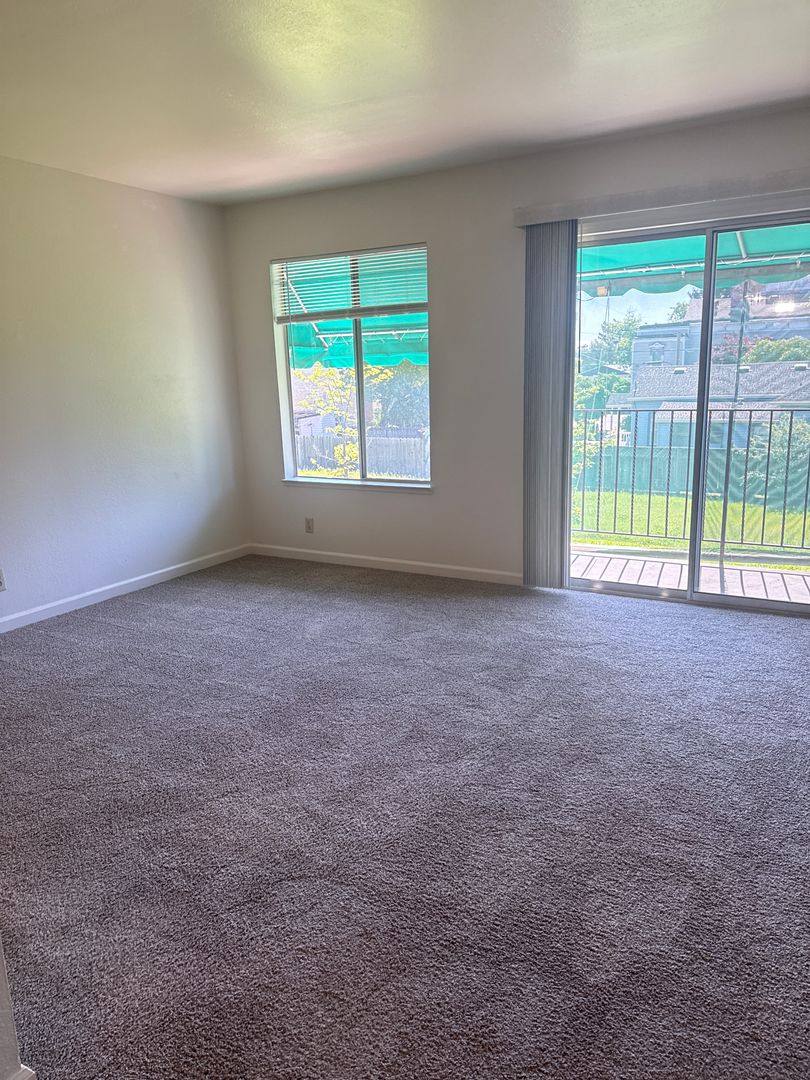 Apartment for rent at 314 N Cloverdale Blvd, Cloverdale, CA 95425