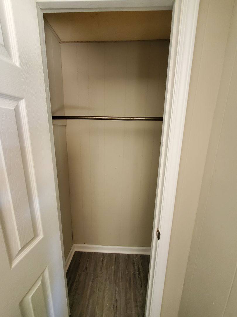 Apartment for rent at 3500 Timberlake Rd, Johnson City, TN 37601