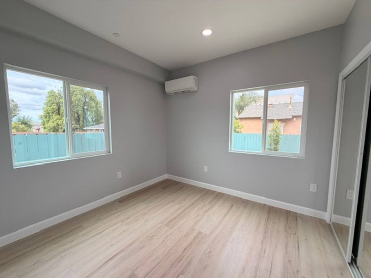 Apartment for rent at 5256-5260 Groveland Dr, San Diego, CA 92114