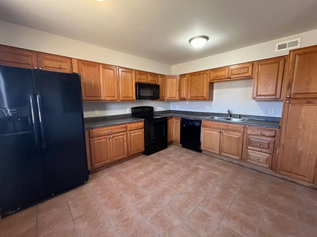 Apartment for rent at 2635 N 42nd St, Lincoln, NE 68504