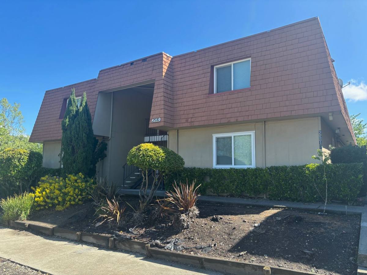 Apartment for rent at 2510 Yulupa Ave, Santa Rosa, CA 95405