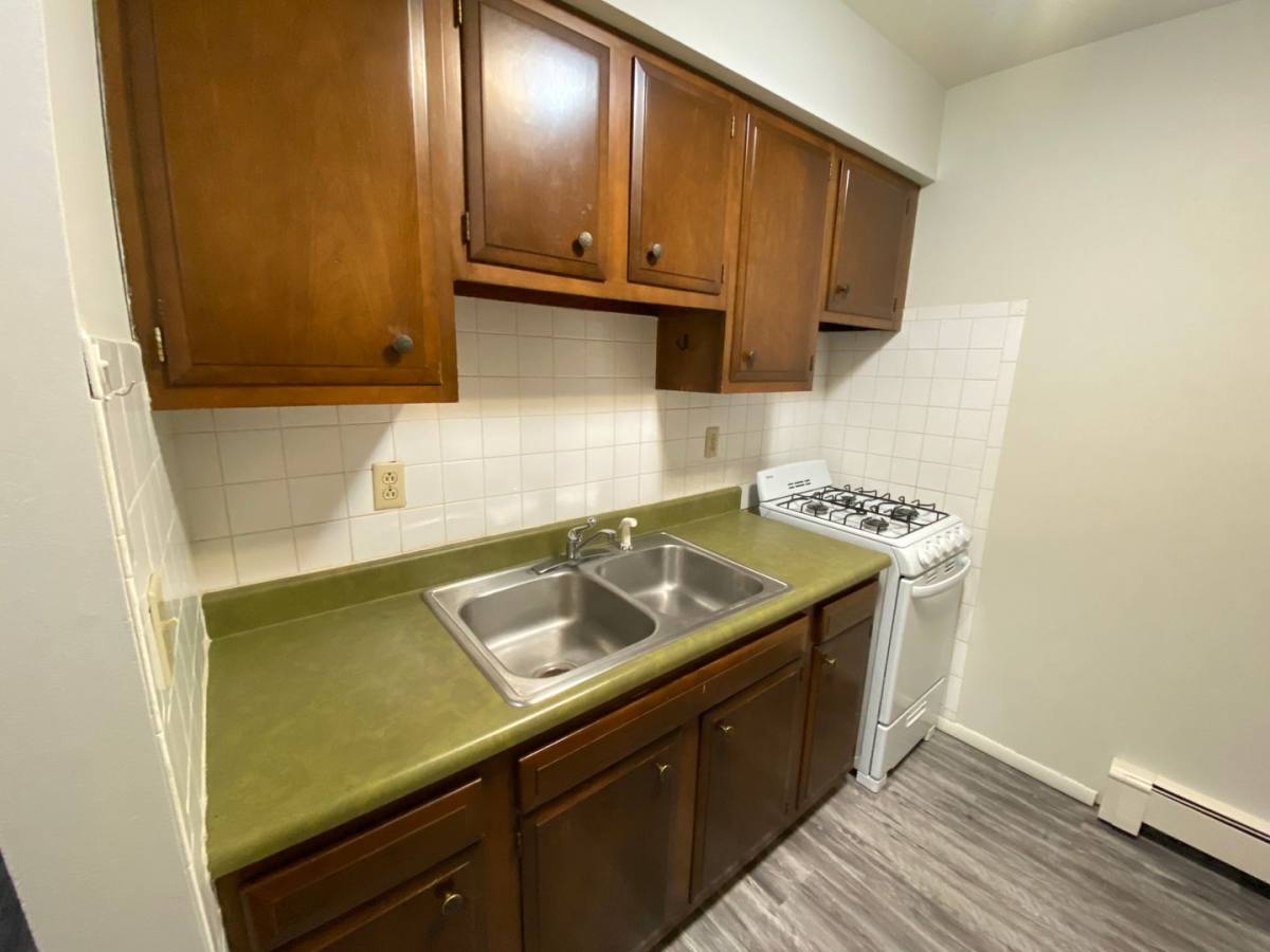 Apartment for rent at 1106 McLean, Bloomington, IL 61701
