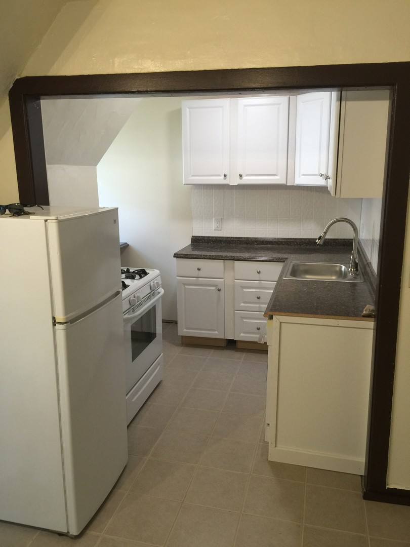 Apartment for rent at 2211 NE 50th St, Seattle, WA 98105