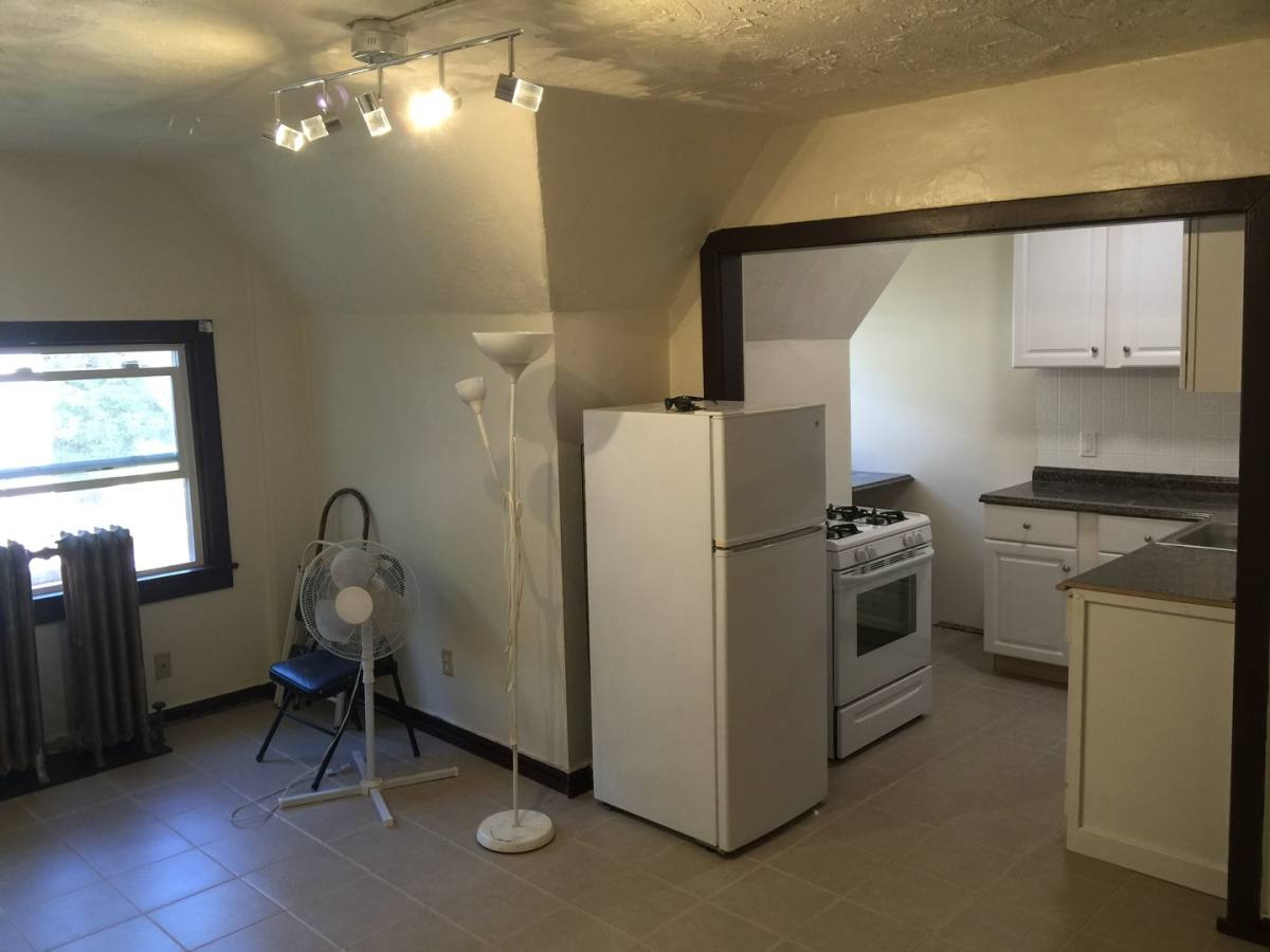 Apartment for rent at 2211 NE 50th St, Seattle, WA 98105
