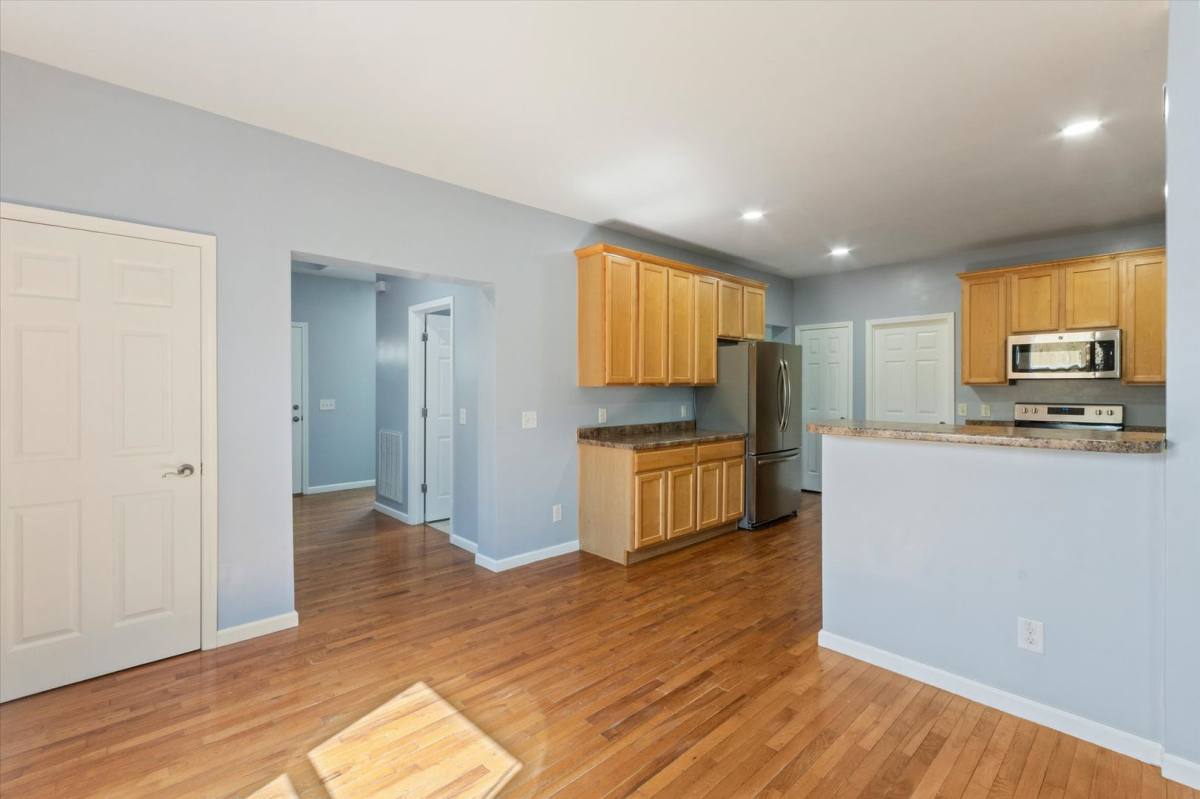 House for rent at 84 Poplar St, Brevard, NC 28712