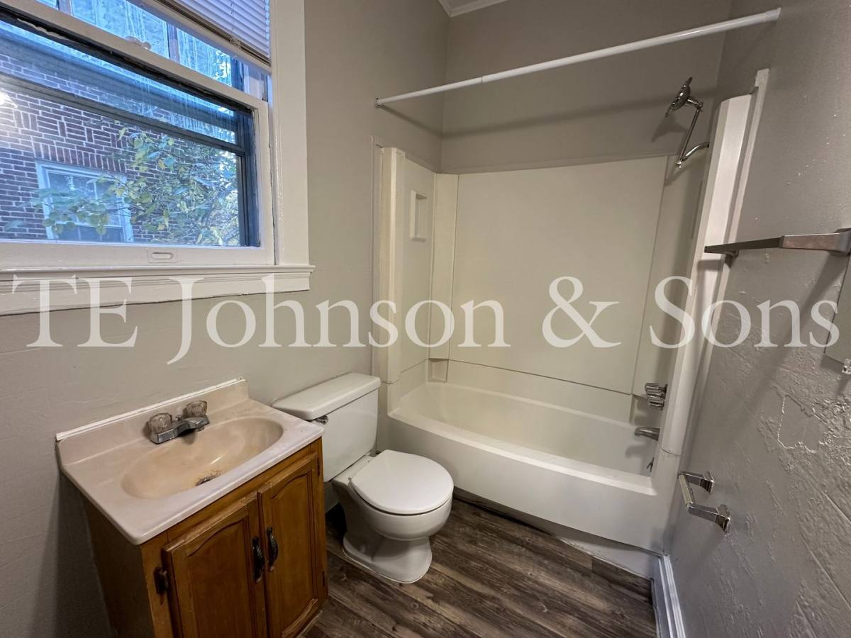 Apartment for rent at 666 1 2 N Spring St #A, Winston Salem, NC 27101
