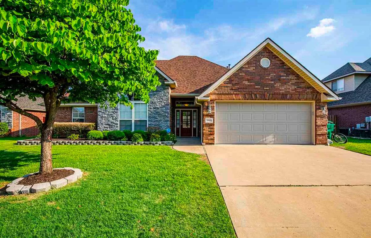 House for rent at 1130 Torbay Trace, Centerton, AR 72719