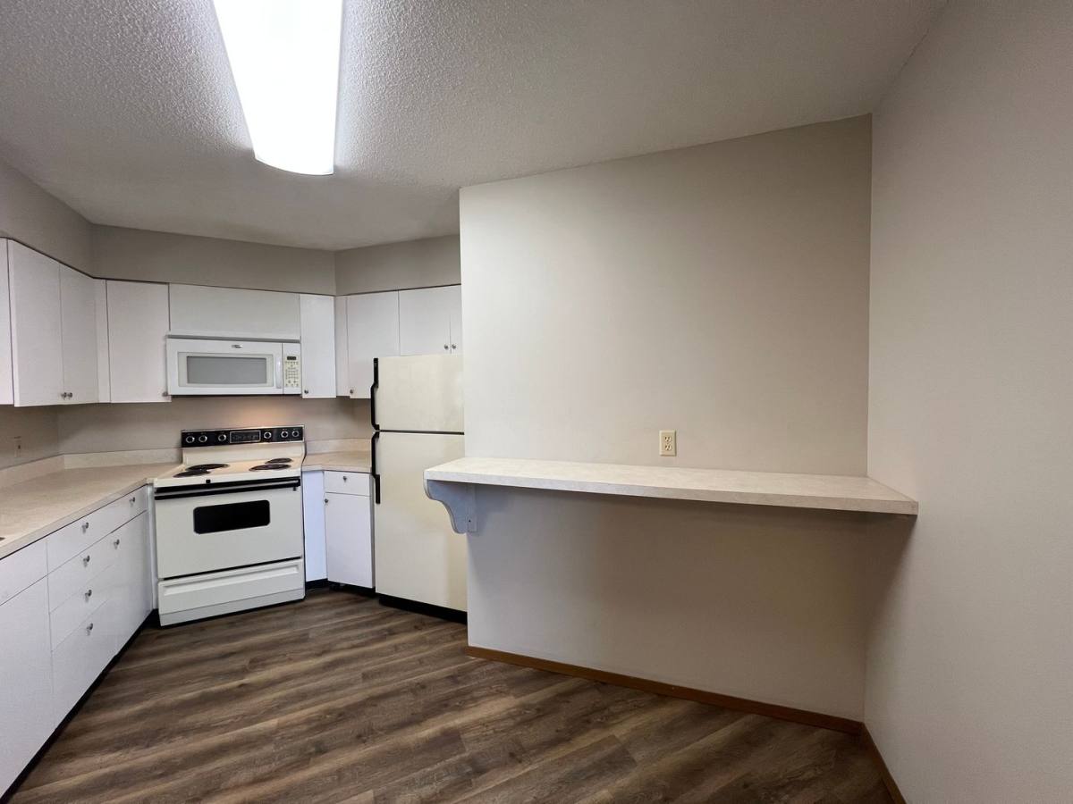 Apartment for rent at 2700 W Willowlake, Peoria, IL 61615