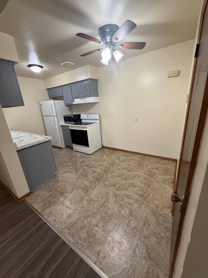 Apartment for rent at 5414 58th Ave, Kenosha, WI 53144