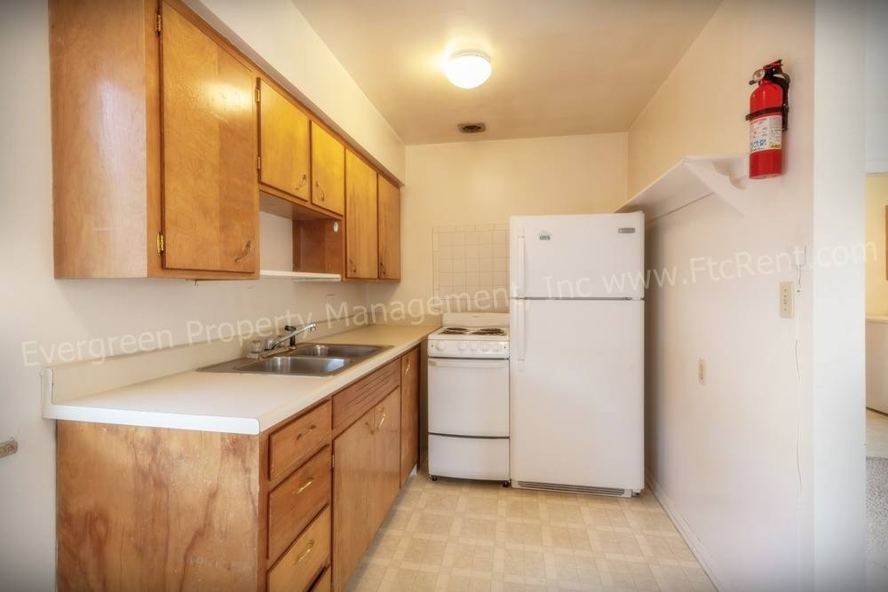 Apartment for rent at 309 N Shields, Fort Collins, CO 80521