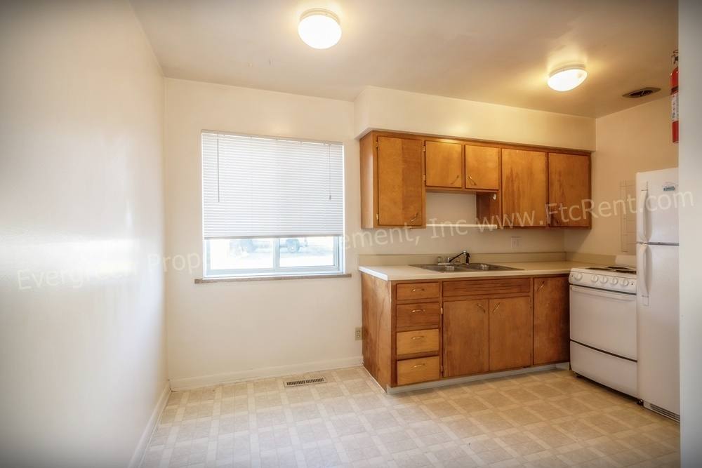 Apartment for rent at 309 N Shields, Fort Collins, CO 80521