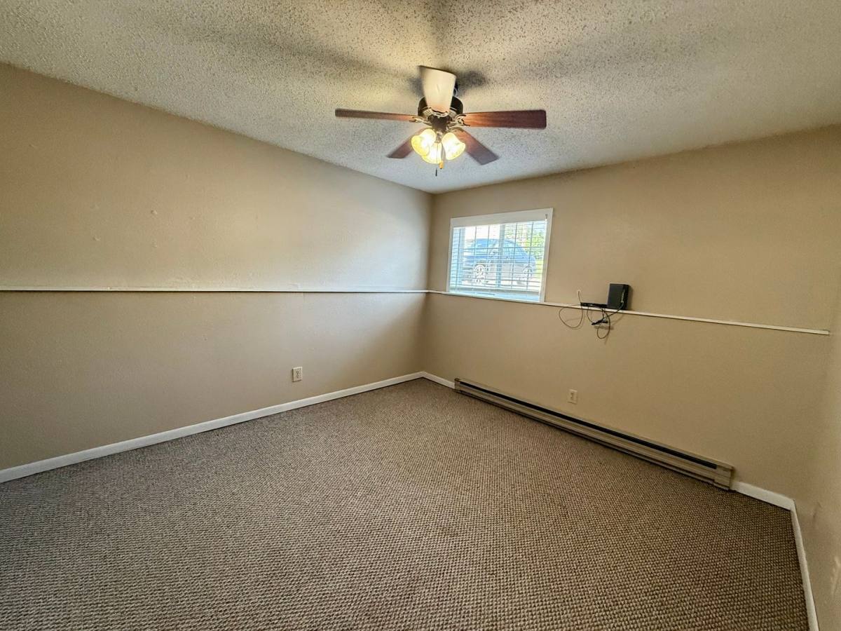 Apartment for rent at 1010 N Walnut, Maryville, MO 64468